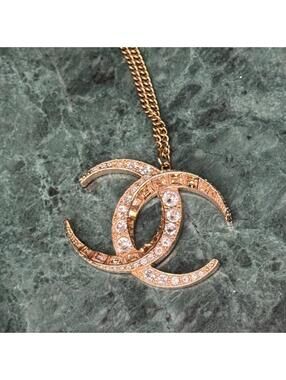 *AUTHENTIC* CHANEL- Large CC Moonlight Paris Dubai Crystal Pendant, Gold/Crystal